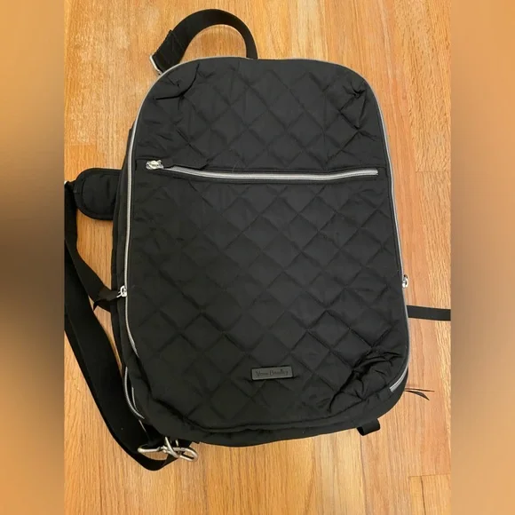 Vera Bradley travel backpack NWOT - Picture 1 of 5